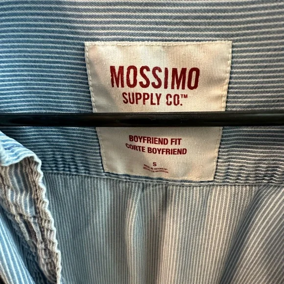 Target Women’s Button Down - Picture 3 of 3